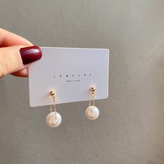 Korean temperament beautiful pearl earrings simple and elegant earrings