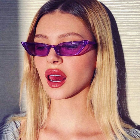 nouvelles lunettes de soleil à monture transparente œil de chat à la mode's discount tags