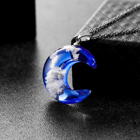 Fashion handmade blue sky resin necklace's discount tags