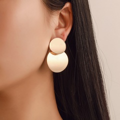 simple geometric smooth disc earrings set