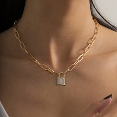 fashion simple micro-inlaid lock pendant necklace