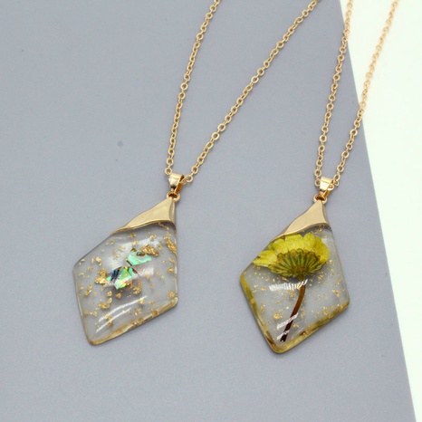 fashion simple resin gold leaf dried flower pendant necklace's discount tags