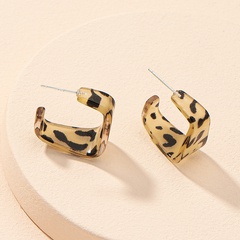 retro fashion leopard earrings