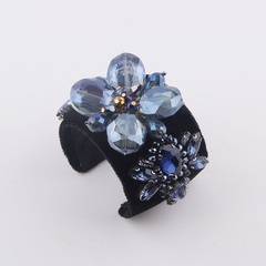 Baroque flannel diamond gemstone crystal flower bracelet