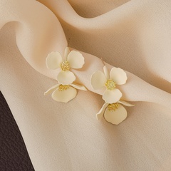 Fashion flower C-shaped alloy earrings
