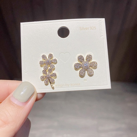 Boucles d'oreilles coréennes micro-incrustées de fleurs en zircon's discount tags