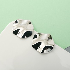 Fashion glossy bump fold irregular alloy earrings wholesale
