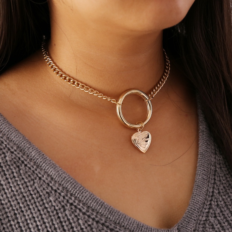 fashion simple peach heart chain retro exaggerated necklace