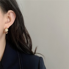 Fashion flower C-ring rhinestone alloy earrings wholesale