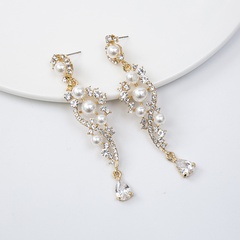 Korean diamond-studded flowers pearl stud earrings wholesale