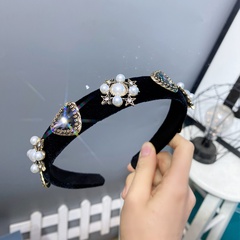 Baroque diamond-studded velvet headband