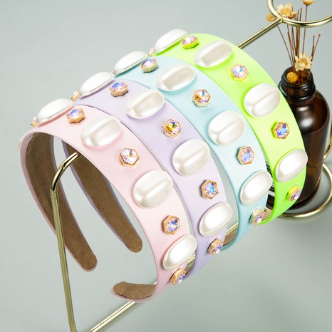fashion temperament imitation pearl Baroque fabric inlaid rhinestone headband NHLN499914's discount tags