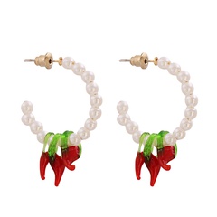 Fashion Semicircle Pearl C-shaped Earrings Wholesale
