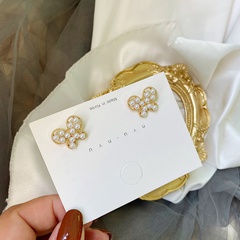 Korean style small hollow pearl butterfly earrings