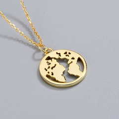 Version coréenne du collier monocouche avec pendentif carte du monde