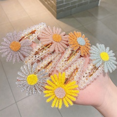 Korean style crystal small daisy hair clip