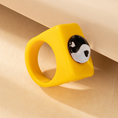 nuevo estilo de moda amor de dibujos animados anillo de resina amarilla's discount tags