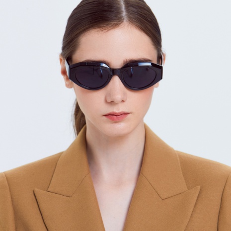 koreanische trendige geometrische Sonnenbrille im neuen Modestil's discount tags