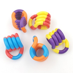 Kinderdrehkreis-Puzzle, das Wicklungsspielzeug-Verformungsseil-Dekompressionsspielzeug entlüftet