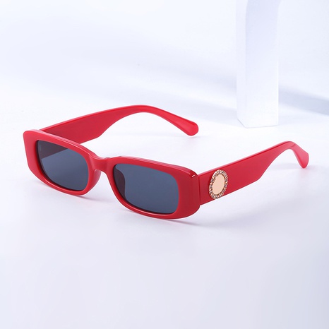 Retro Kontrastfarbe kleine Rahmen Sonnenbrille Großhandel's discount tags