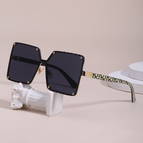 Mode geometrische randlose Sonnenbrille mit großen Gläsern's discount tags