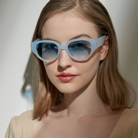 Mode mehrfarbige dicke Rahmen Sonnenbrille Großhandel's discount tags
