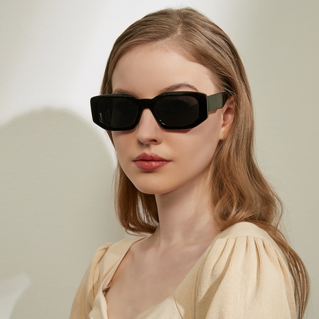 Retro Sonnenschutz Polygonal Sonnenbrille Großhandel's discount tags