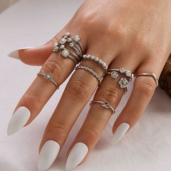 fashion diamond creative twist love flower alloy ring 8-piece set