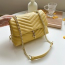 Fashion embroidery thread texture oneshoulder messenger chain bagpicture17