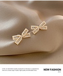 new fashion style Pearl zircon bowknot earringspicture12