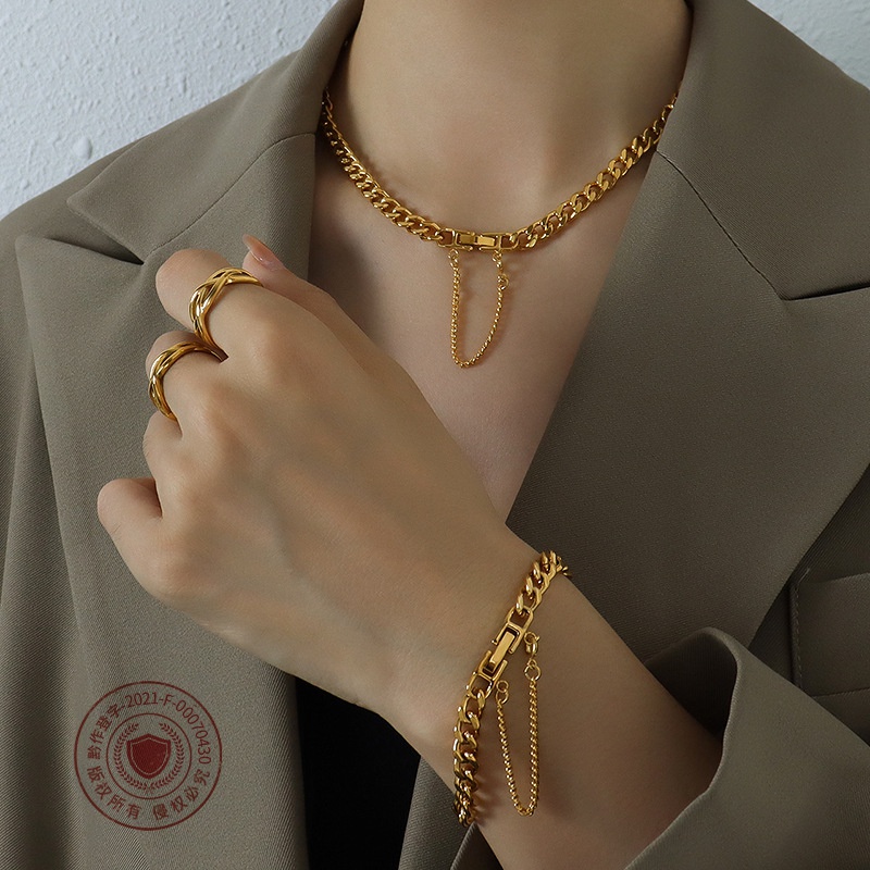 fashion tassel clasp thick chain titanium steel necklace bracelet set