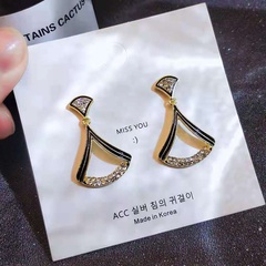 Korea fan-shaped diamond geometric alloy earrings wholesale