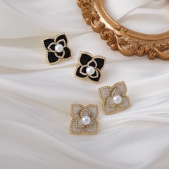 Retro Pearl Camellia Stud Earrings
