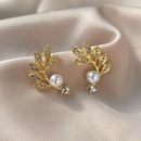Korean fashion exquisite leaf pearl earringspicture9