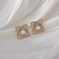Retro Pearl Camellia Stud Earringspicture17