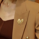 fashion imitation pearl geometric leaf broochpicture14