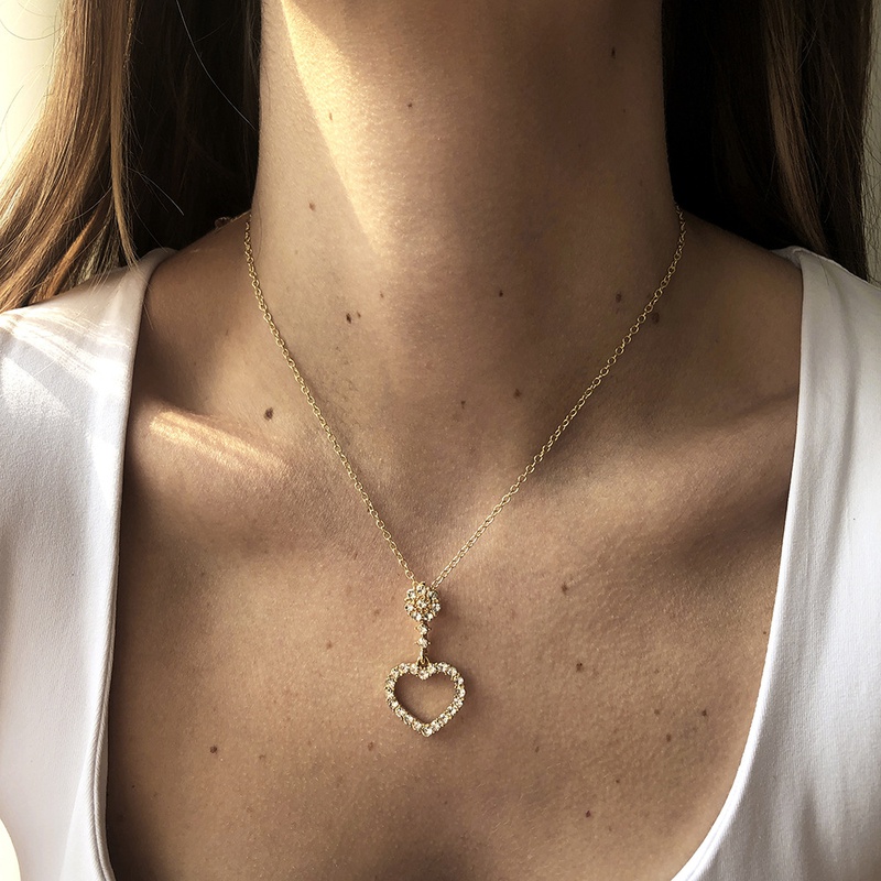 Retro geometric heart diamond necklace