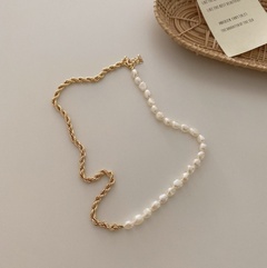 Retro Natural Baroque Pearl Splicing Necklace