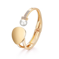 fashion alloy pearl rhinestone geometric oval piece smooth bracelet