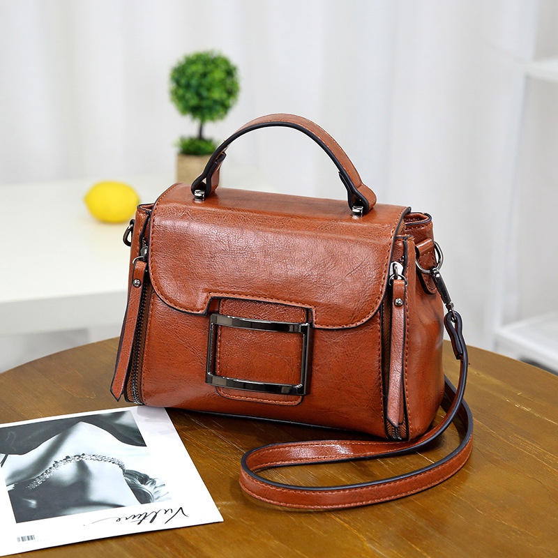 Korean retro fashion oil wax leather shoulder small square bag