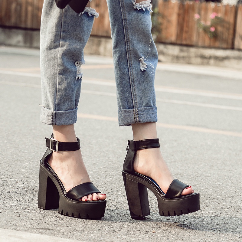 summer new opentoed fashion sexy belt buckle sandals