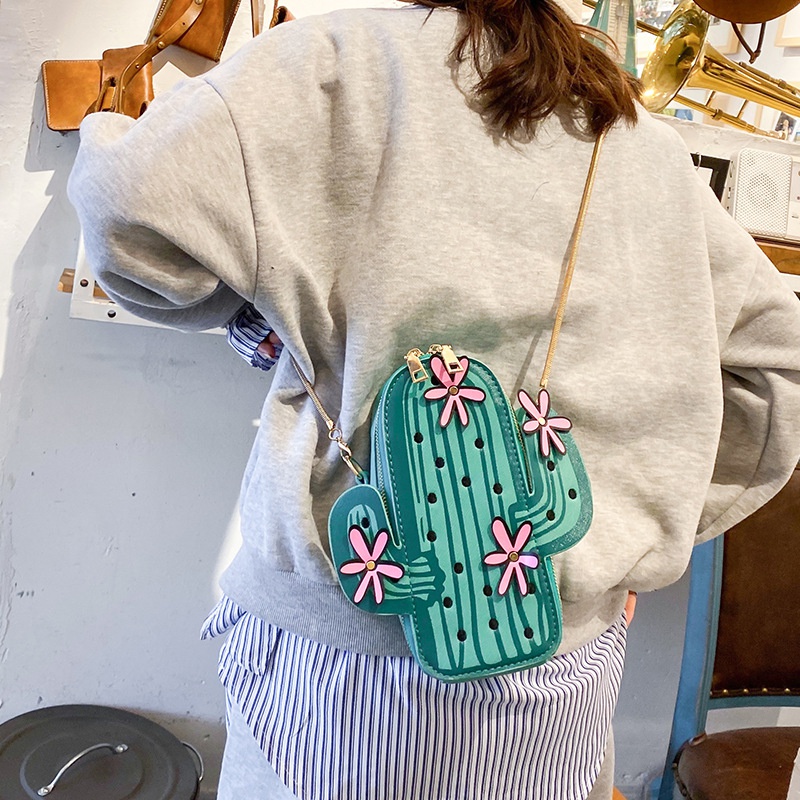 fashion funny cactus chain messenger bag