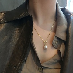 Retro Clavicle Chain Baroque Imitation Pearl Pendant Necklace