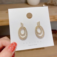 Fashion diamond-studded geometric pearl Irregular oval earrings