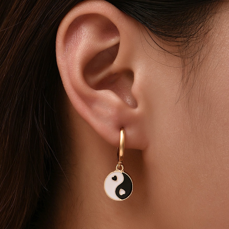 fashion personality dripping oil twopiece earrings