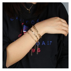 ethnic style gold heart-shaped bracelet