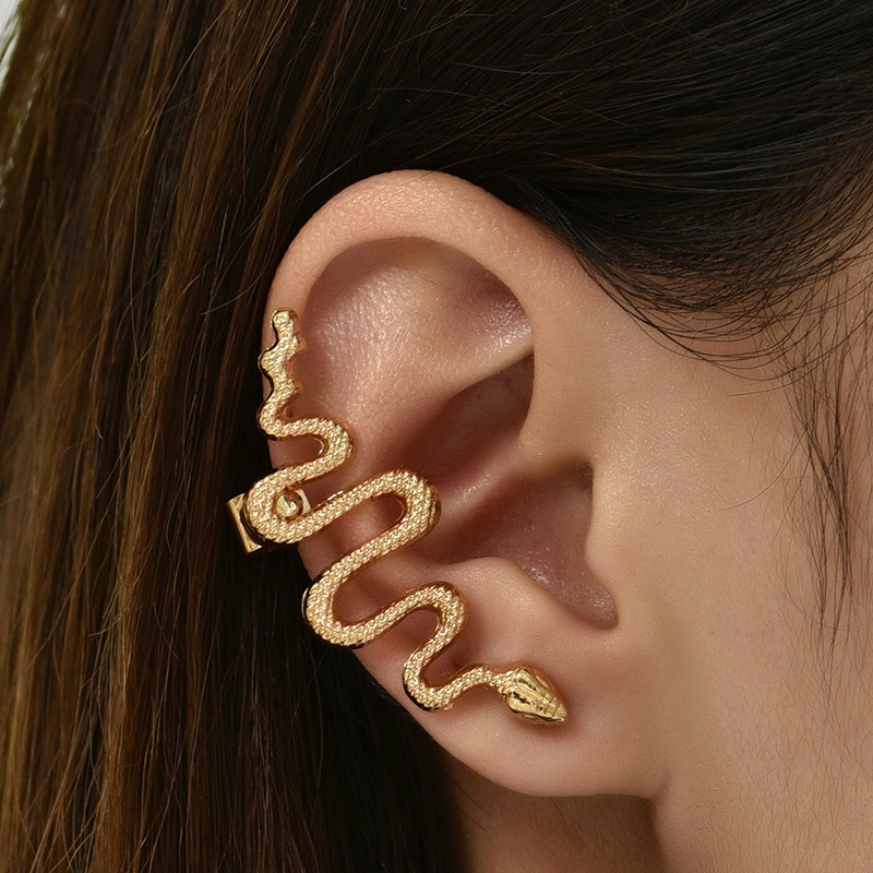 Fashion Serpentine Alloy Ear Clip