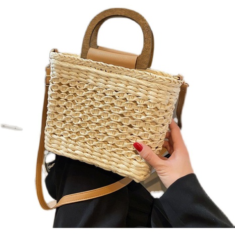new straw woven shoulder messenger small square bag  NHTG362653's discount tags