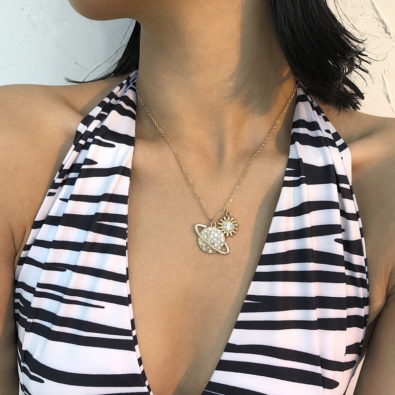 simple geometric microinlaid necklace