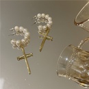 retro Cshaped cross freshwater pearl earringspicture15